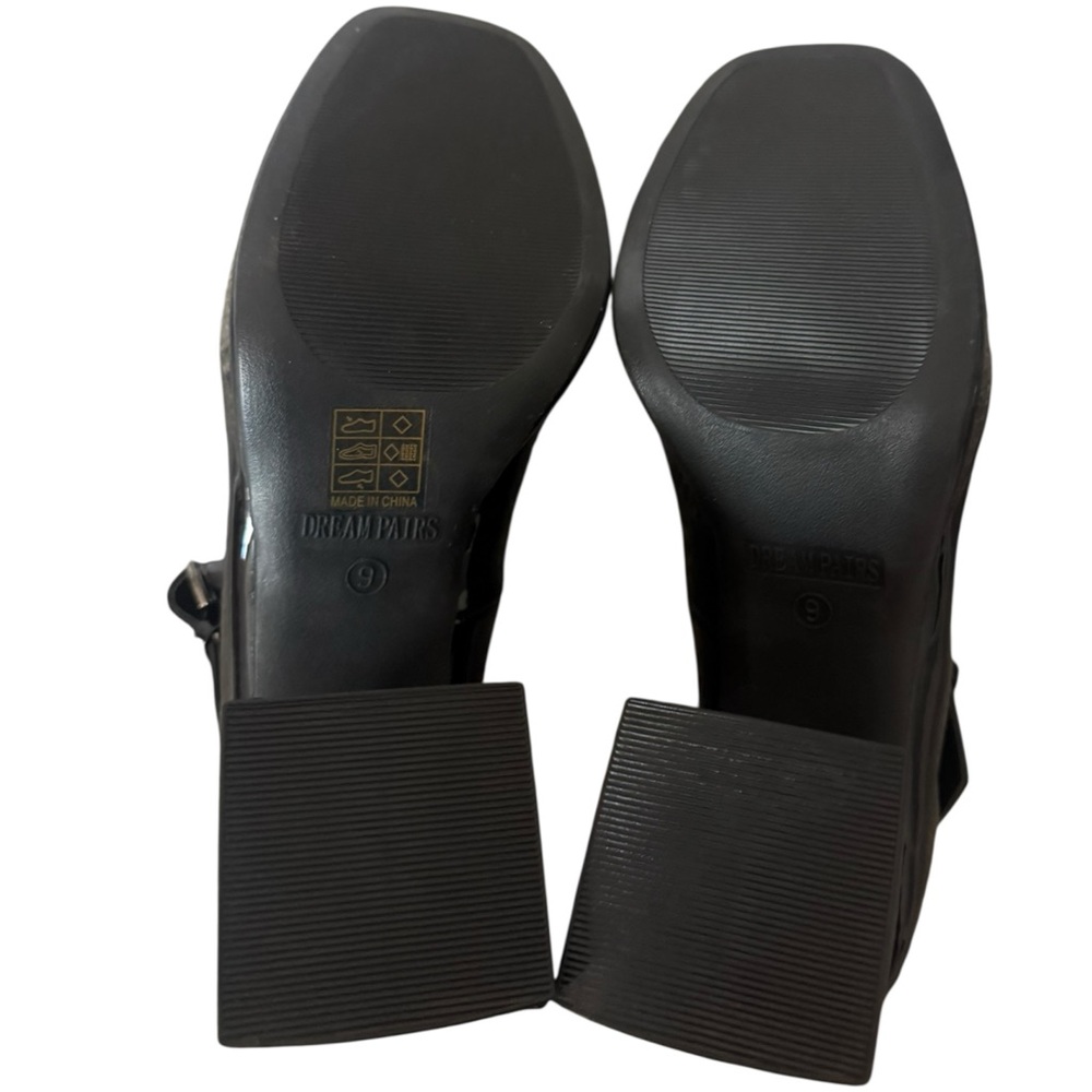 Patent Leather Y2K Mary Jane’s 9 - Picture 9 of 11
